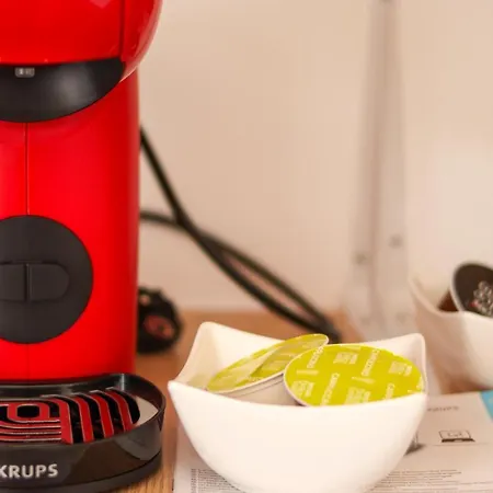 Joanna 1 With Parking * Larissa