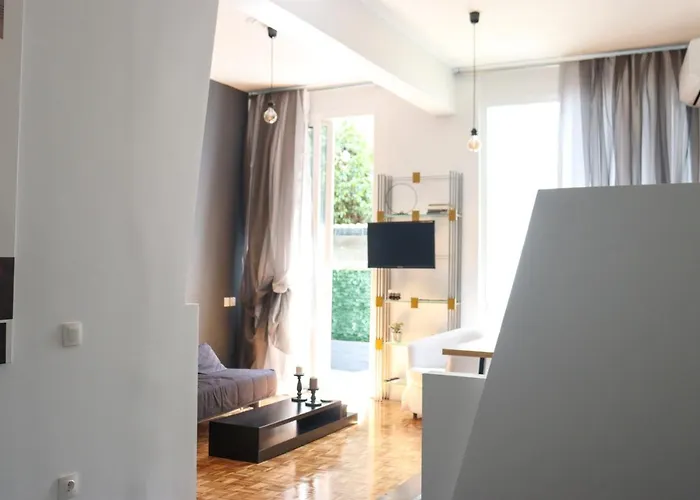 Joanna 1 With Parking Appartement