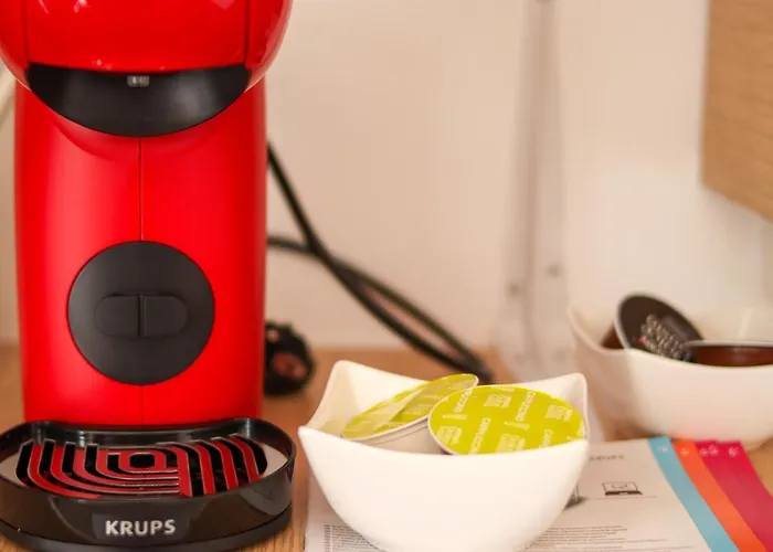 Joanna 1 With Parking * Larissa